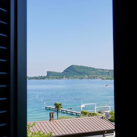 Mezzaluna Diretta A Con Piscina Hébergement de vacances